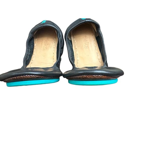 Tieks Woman’s  Matte Ballet Flat Shoes Size 7 - Picture 1 of 6